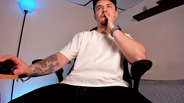 james connor2 online show from January 2026 07:20:02 PM