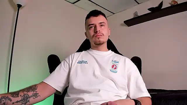 james connor2 online show from February 2026 07:31:01 PM