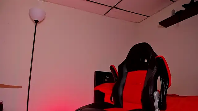 Snapshot of james_connor2 chatting on October 2025 07:55:01 PM james connor2 online show from October 2025 07:55:01 PM