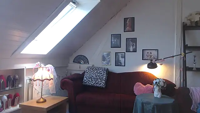 GinaBlonde online show from May 2026 10:36:02 AM