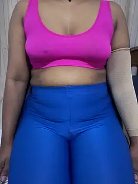 Snapshot of NethuQueen chatting on February 2025 04:32:02 AM NethuQueen online show from February 2025 04:32:02 AM