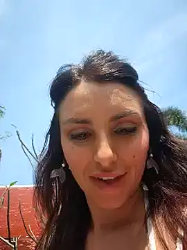 Snapshot of Izabella_Bella chatting on January 2025 05:30:01 AM Izabella Bella online show from January 2025 05:30:01 AM