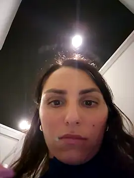 Izabella Bella online show from February 2026 01:52:01 PM