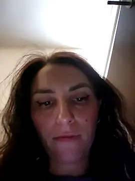 Izabella Bella online show from May 2026 06:05:01 AM