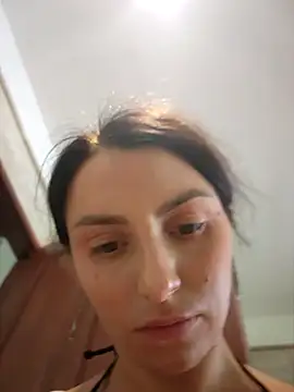 Snapshot of Izabella_Bella chatting on February 2025 06:55:01 AM Izabella Bella online show from February 2025 06:55:01 AM