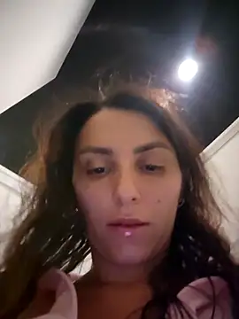 Snapshot of Izabella_Bella chatting on June 2026 01:39:02 PM Izabella Bella online show from June 2026 01:39:02 PM
