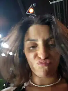 Snapshot of Izabella_Bella chatting on February 2025 08:30:02 AM Izabella Bella online show from February 2025 08:30:02 AM