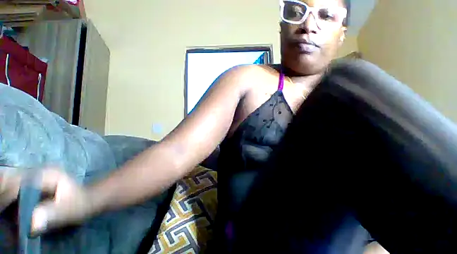 Chiky Nurse online show from February 2025 06:33:01 PM