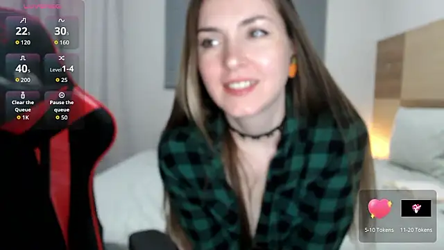 Snapshot of Naughty_Annn chatting on January 2026 02:37:02 AM Naughty Annn online show from January 2026 02:37:02 AM