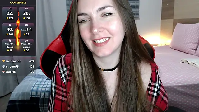 Snapshot of Naughty_Annn chatting on June 2026 06:52:02 AM Naughty Annn online show from June 2026 06:52:02 AM