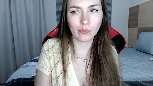 Snapshot of Naughty_Annn chatting on June 2026 02:24:02 AM Naughty Annn online show from June 2026 02:24:02 AM