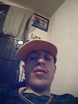 Snapshot of Gibbzmx chatting on November 2025 03:09:02 AM Gibbzmx online show from November 2025 03:09:02 AM