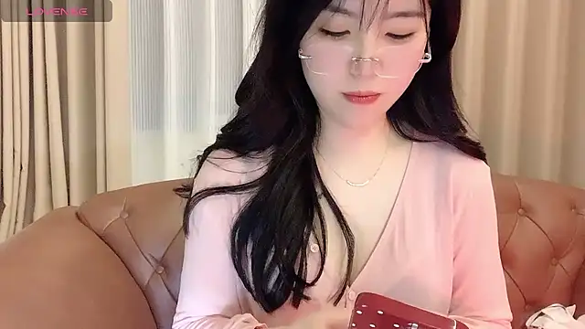 NickiBloom online show from February 2025 11:01:02 AM