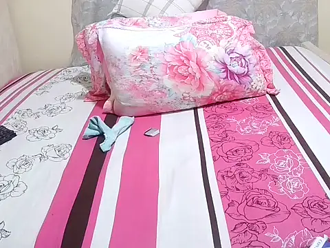 slender sweet online show from March 2026 12:09:01 PM