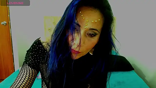 Alettalovee online show from July 2026 02:39:02 PM