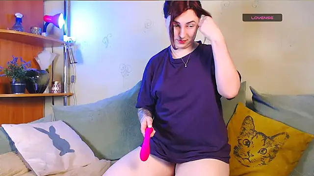 Caroline1995 online show from November 2025 05:35:02 AM