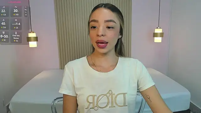 AliceRoss0 online show from February 2026 08:28:01 PM