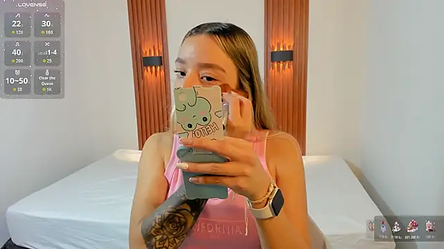 AliceRoss0 online show from December 2025 08:23:02 PM