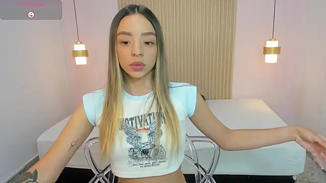 AliceRoss0 online show from April 2026 08:49:01 PM