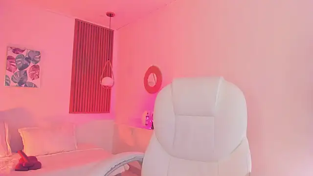 TiffanyWright online show from October 2025 11:11:02 AM