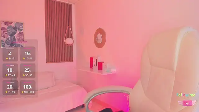 Snapshot of TiffanyWright chatting on December 2025 01:26:02 PM TiffanyWright online show from December 2025 01:26:02 PM