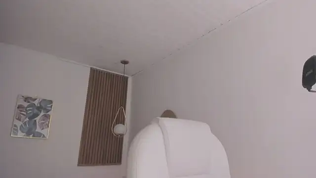 Snapshot of TiffanyWright chatting on February 2026 01:29:01 PM TiffanyWright online show from February 2026 01:29:01 PM