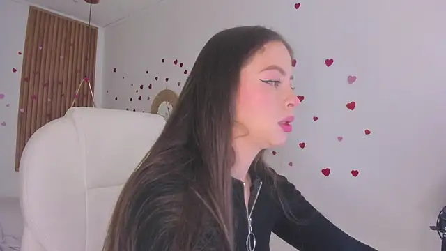 Snapshot of TiffanyWright chatting on February 2026 01:24:02 PM TiffanyWright online show from February 2026 01:24:02 PM