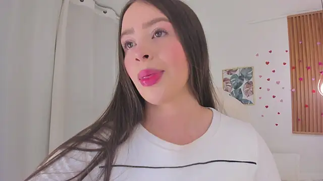 Snapshot of TiffanyWright chatting on February 2026 01:19:01 PM TiffanyWright online show from February 2026 01:19:01 PM