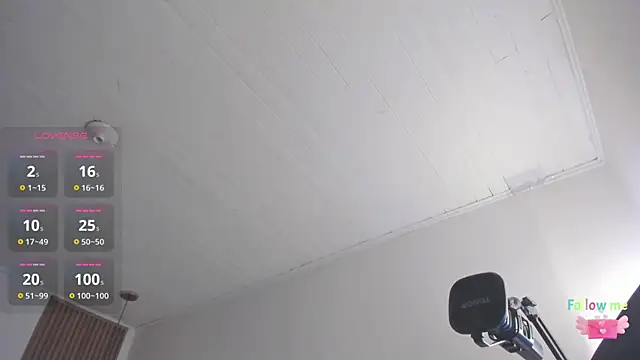 Snapshot of TiffanyWright chatting on December 2025 01:14:02 PM TiffanyWright online show from December 2025 01:14:02 PM