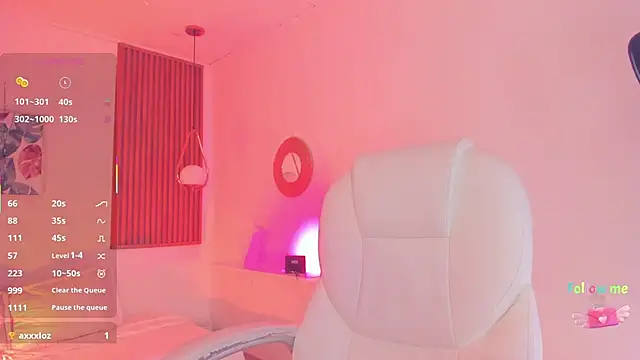 TiffanyWright online show from October 2025 01:21:02 PM