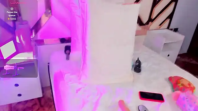 CintiaVega online show from January 2026 12:33:01 PM