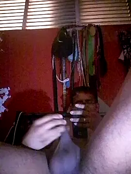 Snapshot of VL25DN26 chatting on January 2025 04:28:02 PM VL25DN26 online show from January 2025 04:28:02 PM