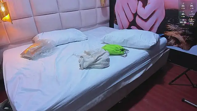 Amberluy online show from March 2026 01:44:01 PM