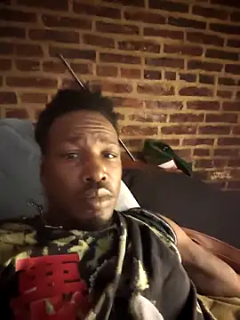 Snapshot of BlackD4uxo chatting on April 2026 11:25:02 AM BlackD4uxo online show from April 2026 11:25:02 AM