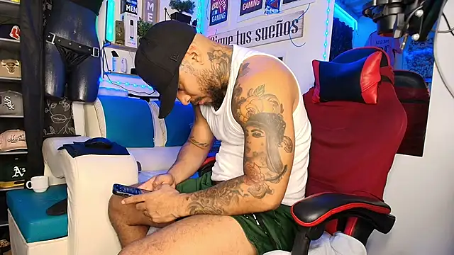 Leenar Key online show from March 2026 02:37:01 AM