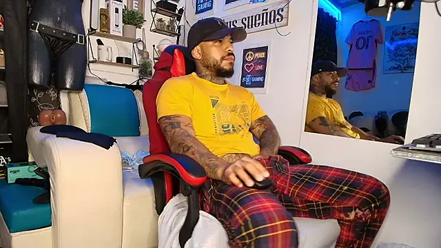 Leenar Key online show from March 2026 09:15:02 AM