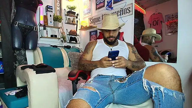 Leenar Key online show from April 2026 01:17:02 PM