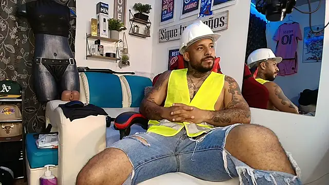 Leenar Key online show from January 2026 11:52:01 PM