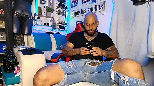 Leenar Key online show from March 2026 03:05:01 PM