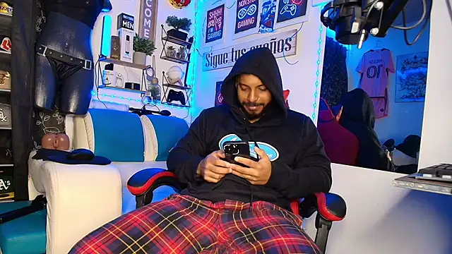 Leenar Key online show from March 2026 10:59:02 AM