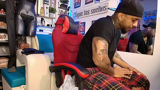 Leenar Key online show from February 2026 09:50:01 AM