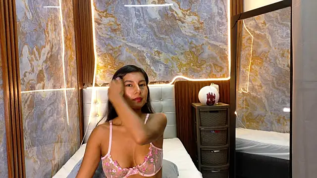 Snapshot of _Jessi29_ chatting on November 2025 08:56:01 PM Jessi29 online show from November 2025 08:56:01 PM