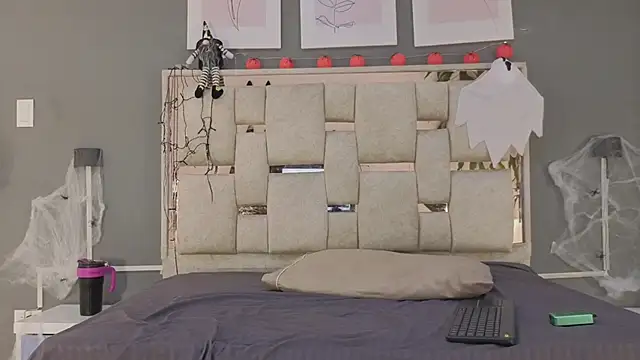 Saraa lov online show from October 2025 03:03:01 AM