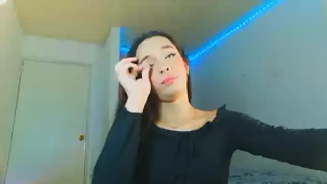 alexaryderr online show from February 2026 02:29:02 AM