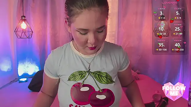 Snapshot of Wild_lilhy chatting on October 2025 07:25:02 PM Wild lilhy online show from October 2025 07:25:02 PM