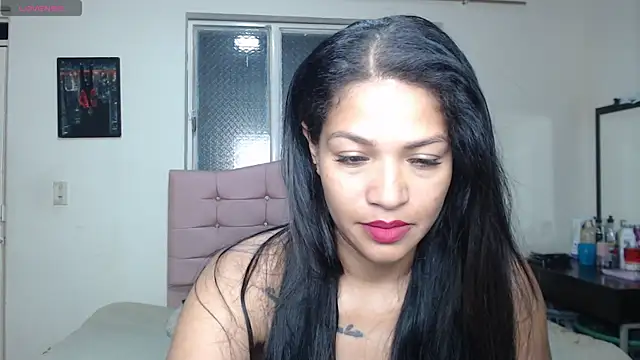 Snapshot of makennaa_ chatting on June 2026 10:38:01 AM makennaa online show from June 2026 10:38:01 AM