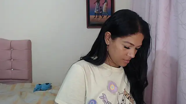 makennaa  online show from April 2026 10:43:02 AM