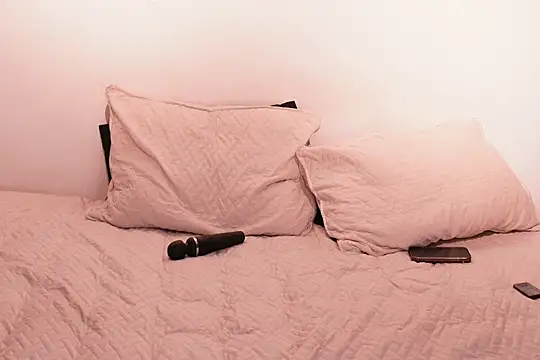 Snapshot of Nicky_and_Blake chatting on February 2025 10:59:01 PM Nicky and Blake online show from February 2025 10:59:01 PM