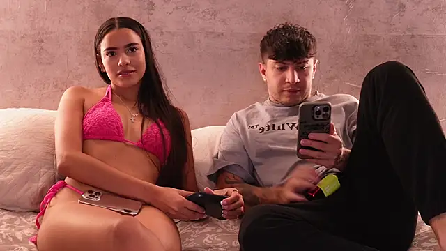 Snapshot of Nicky_and_Blake chatting on October 2025 07:15:02 PM Nicky and Blake online show from October 2025 07:15:02 PM