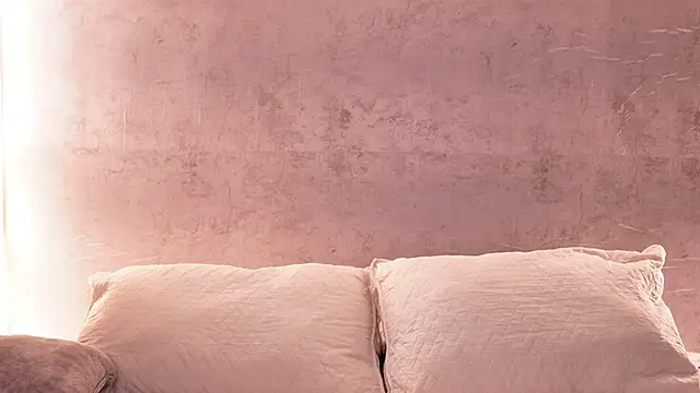 Snapshot of Nicky_and_Blake chatting on October 2025 07:44:01 PM Nicky and Blake online show from October 2025 07:44:01 PM